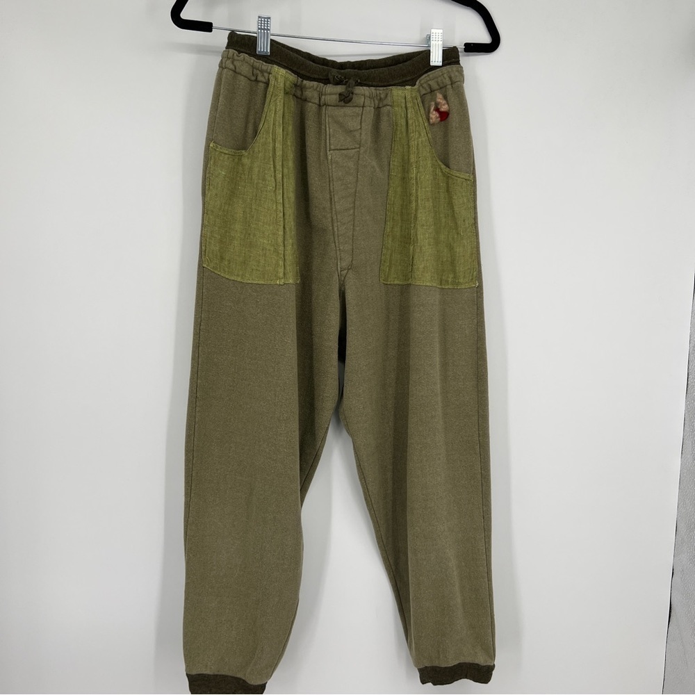 Lightspun Pull-On Balloon Pants in Colorblock army green olive - Picture 9 of 12